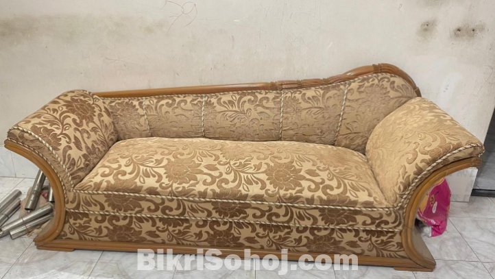 Dressing Table and Divine